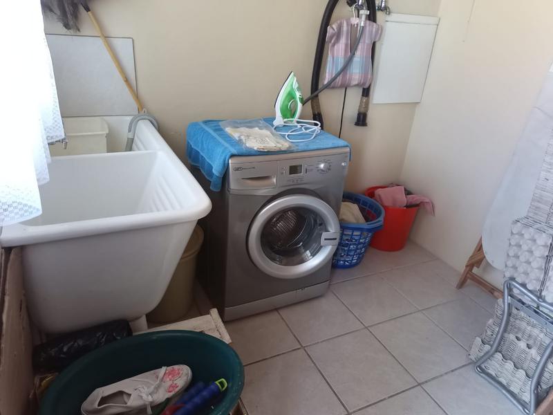 4 Bedroom Property for Sale in Gansbaai Central Western Cape